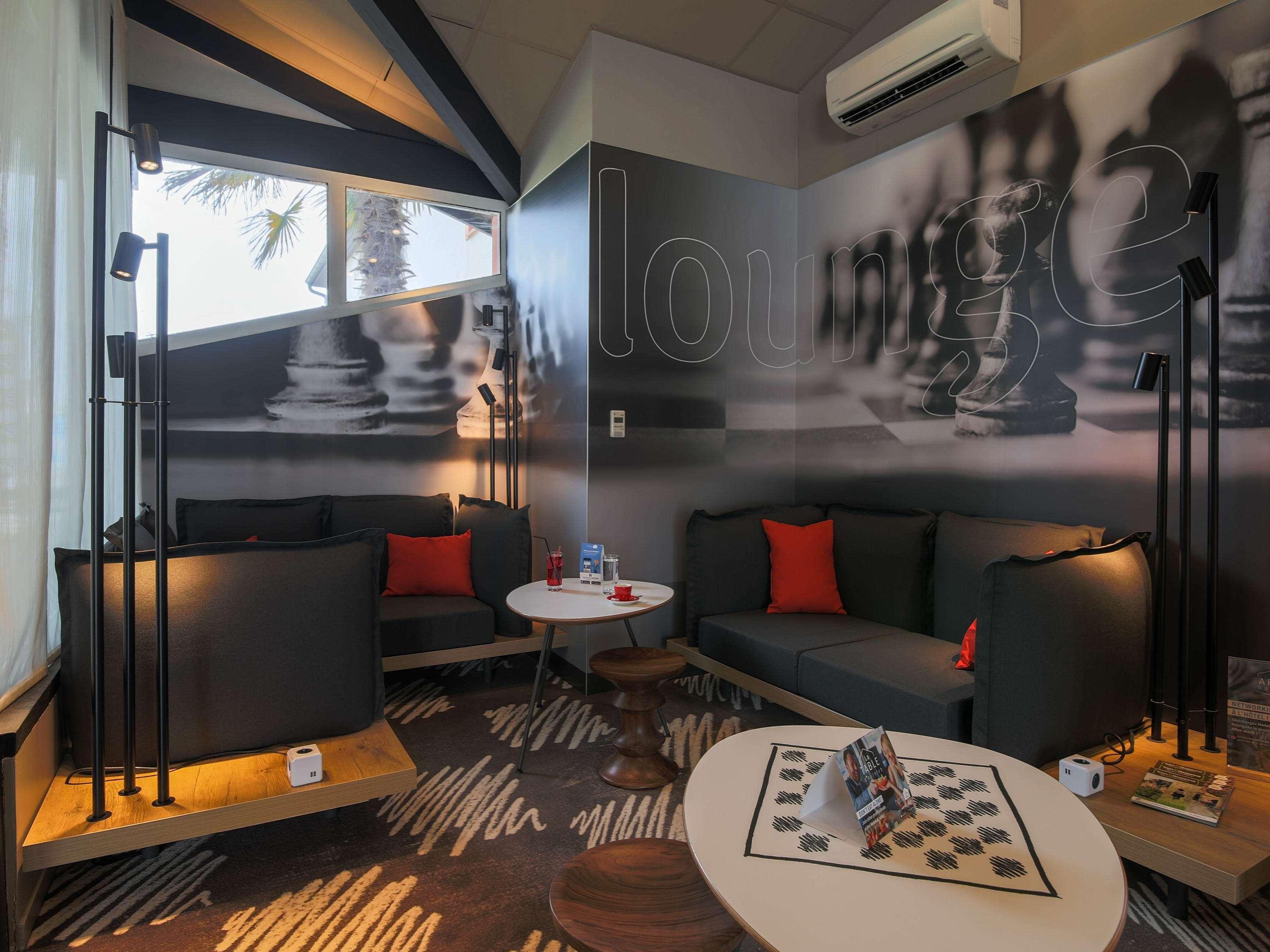 Hotel Ibis Montauban Esterno foto
