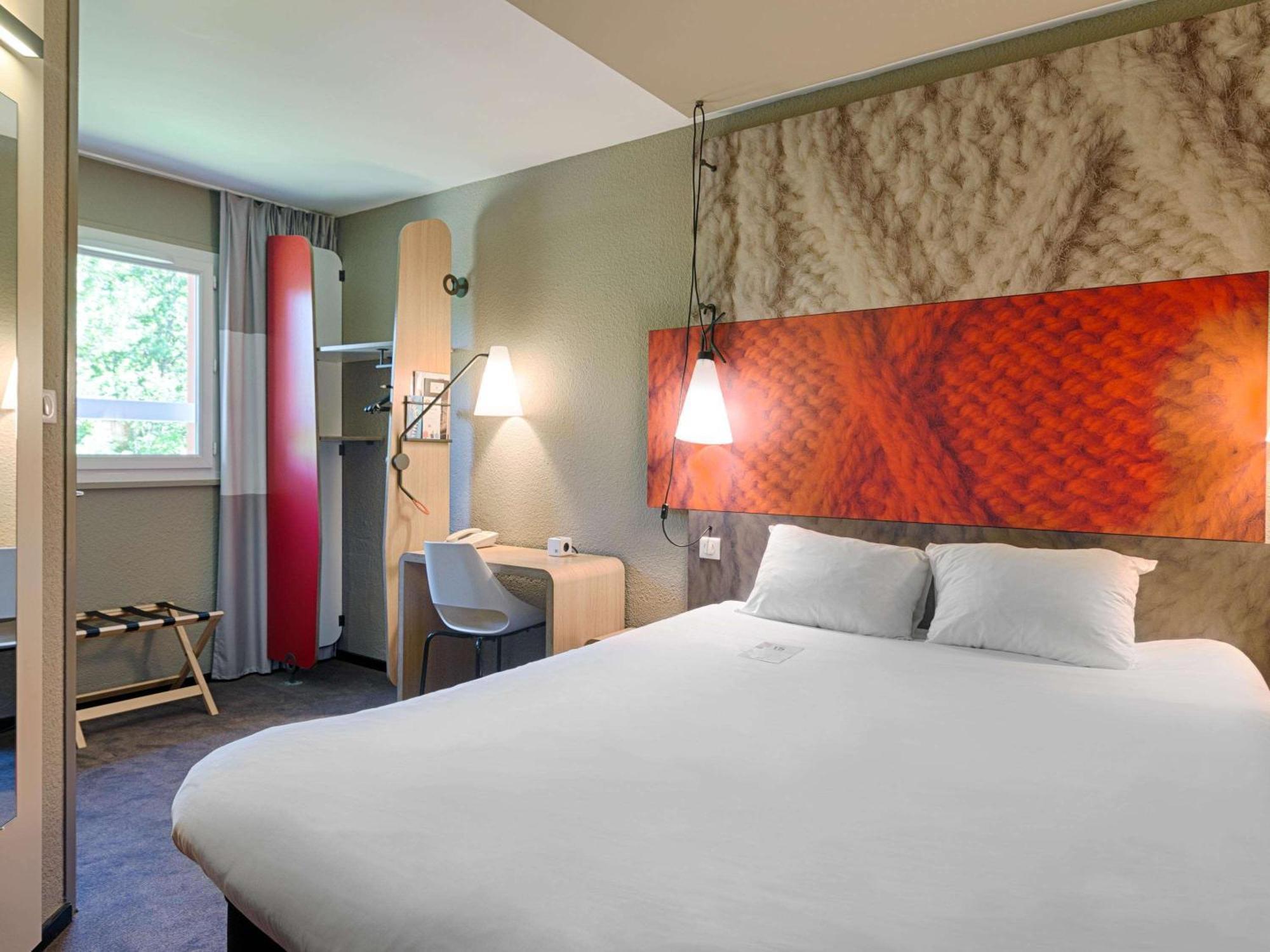 Hotel Ibis Montauban Esterno foto