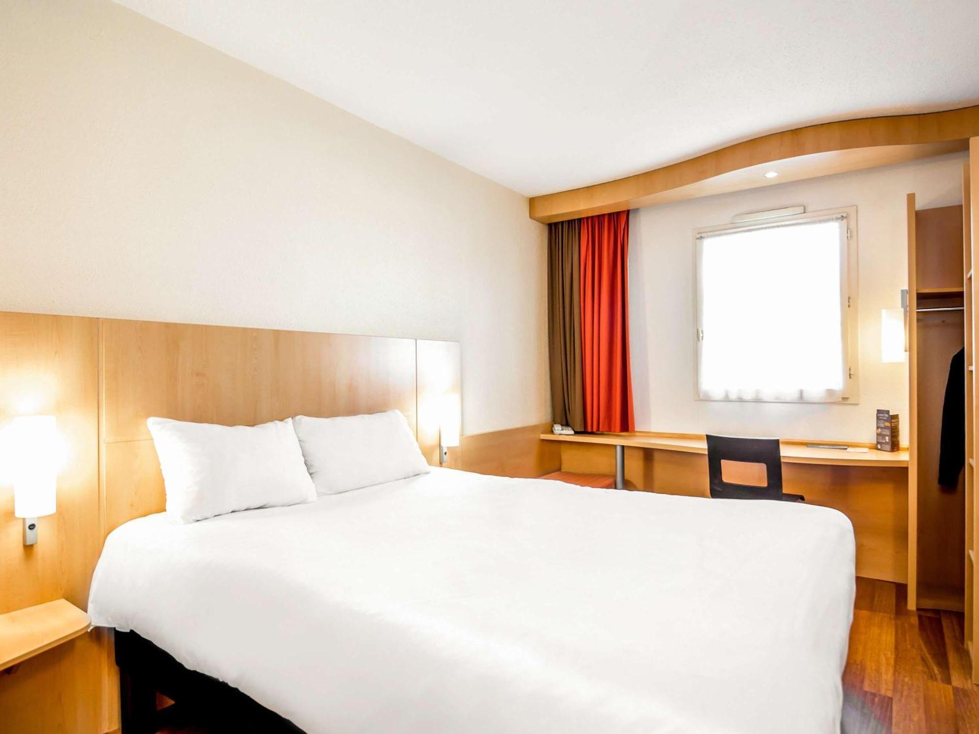 Hotel Ibis Montauban Esterno foto