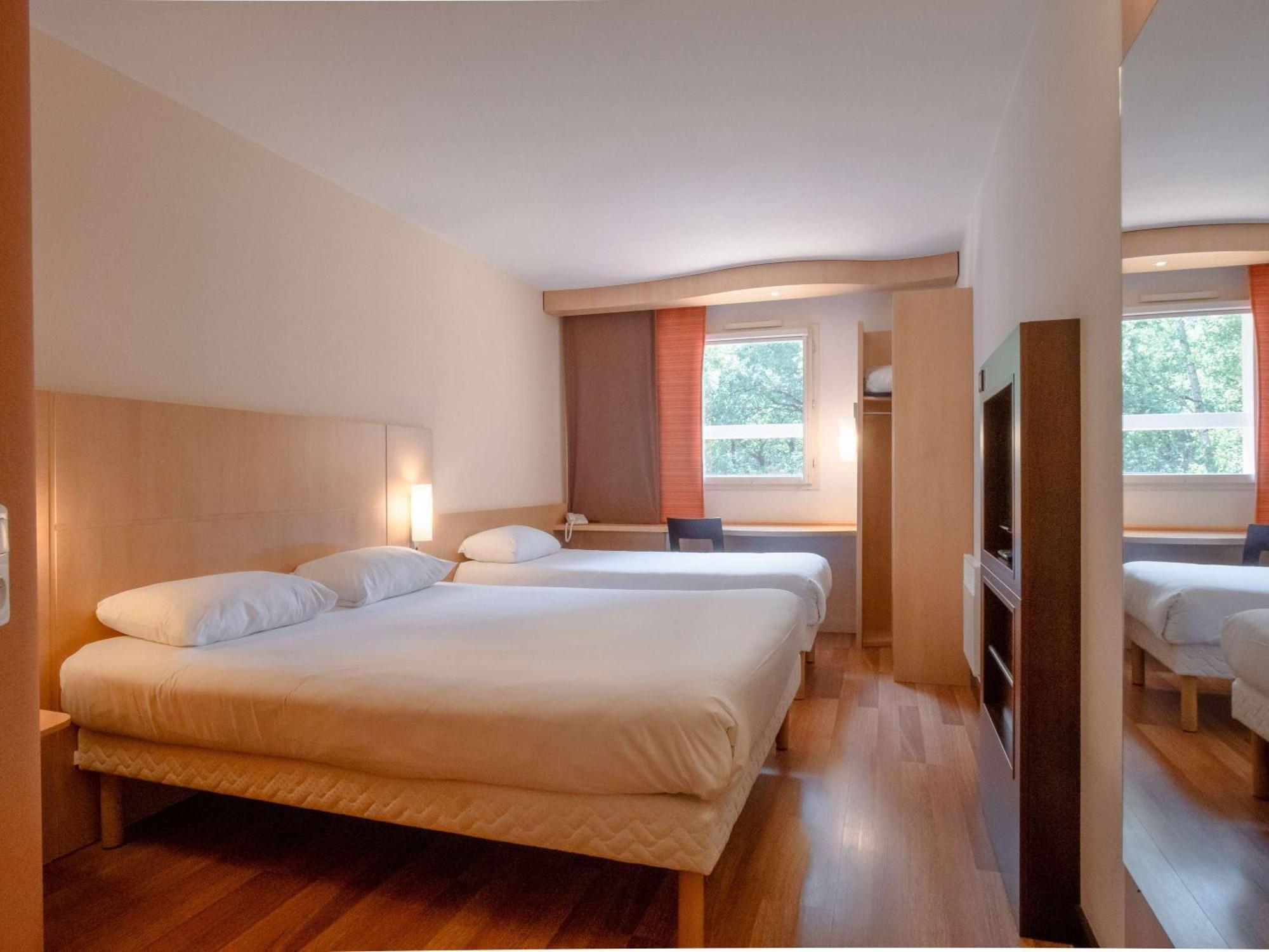 Hotel Ibis Montauban Esterno foto